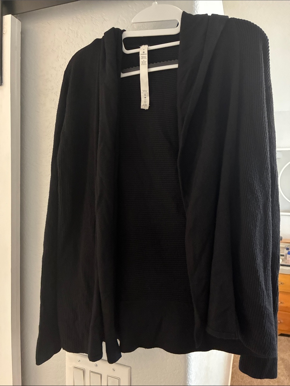 Like New !!lululemon athletica Black Hooded Open-Front Cardigan